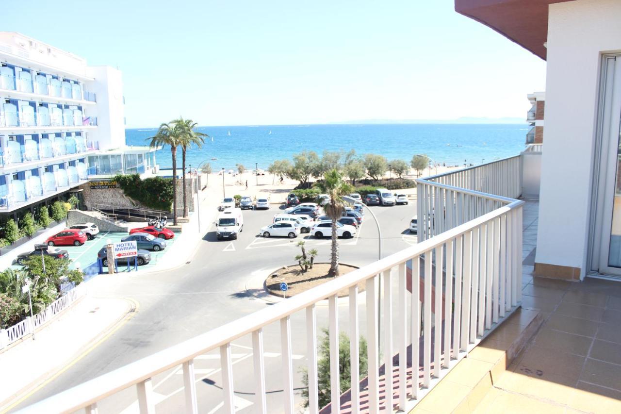 Beautiful Loft, Huge Sunny Terrace, View Over The Beach And Sea Росес Екстериор снимка
